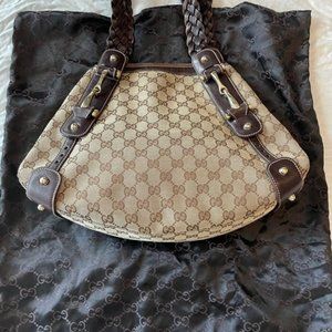 AUTHENTIC GUCCI HANDBAG